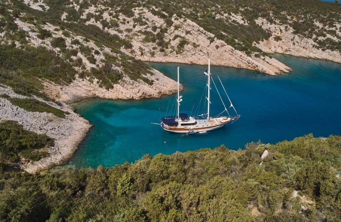 An image of Lotus yacht