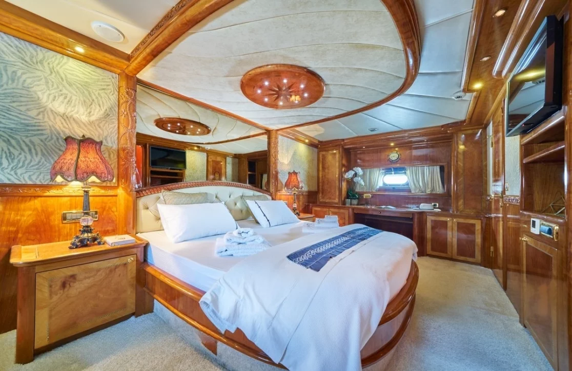 An image of Lotus yacht