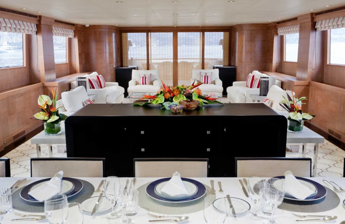 An image of Element yacht