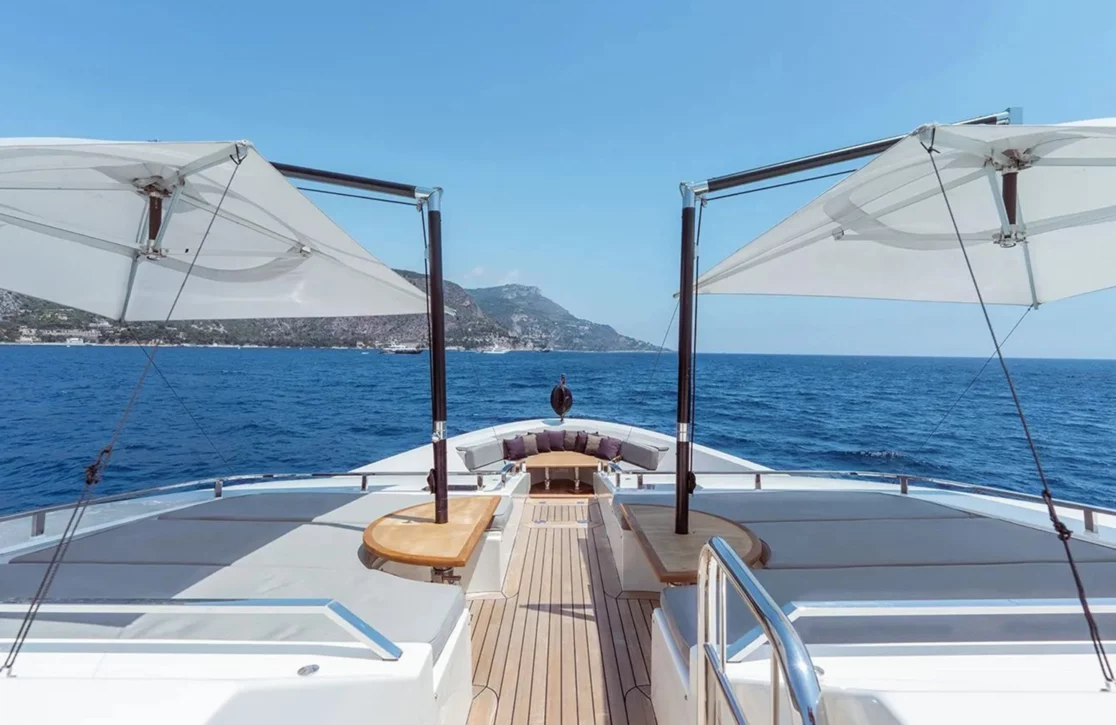 An image of Away yacht
