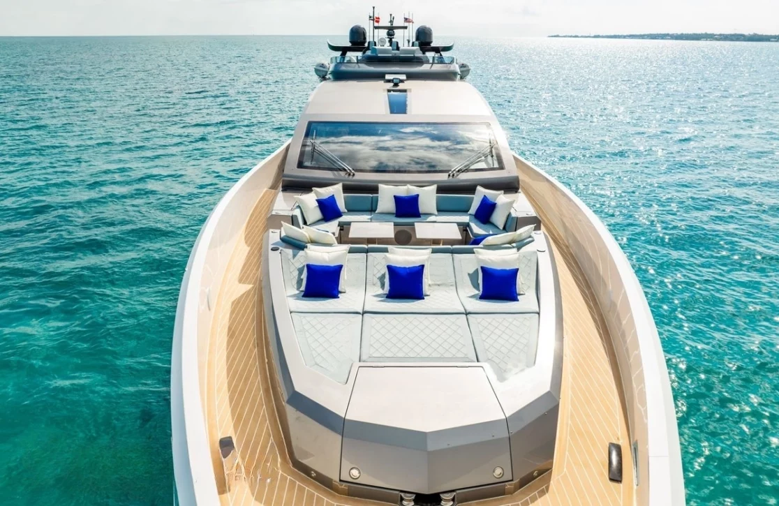 An image of M7 yacht