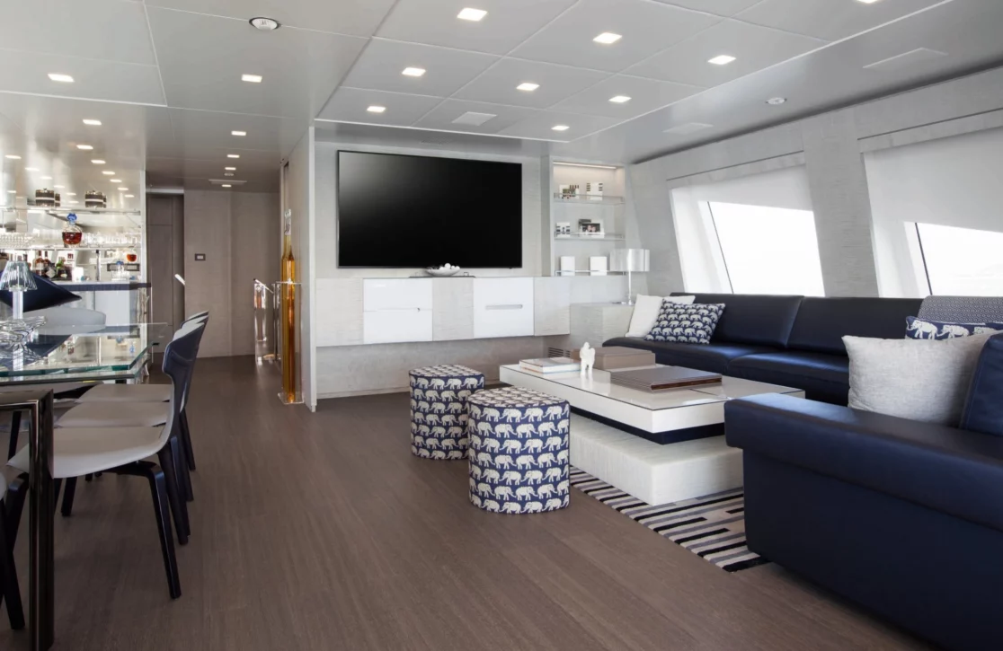 An image of H yacht
