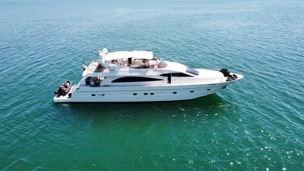 An image of Magic Six yacht