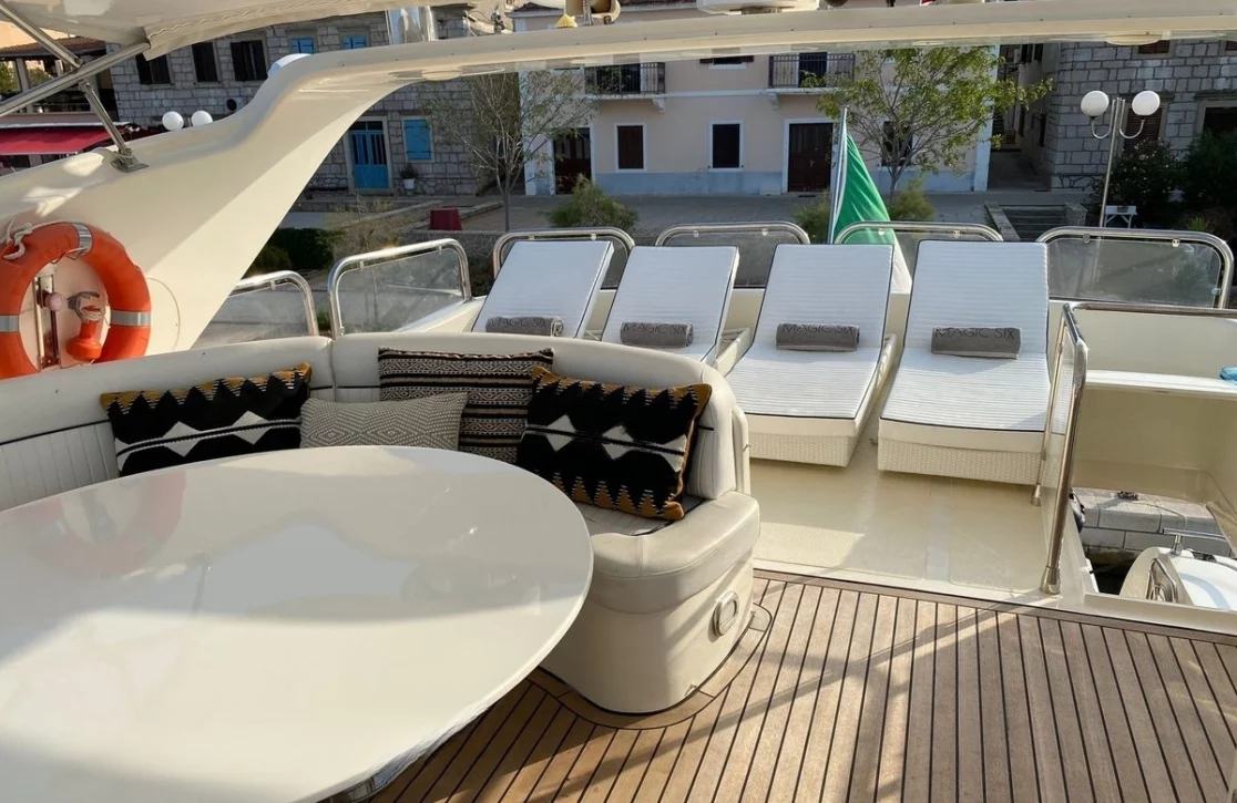 An image of Magic Six yacht