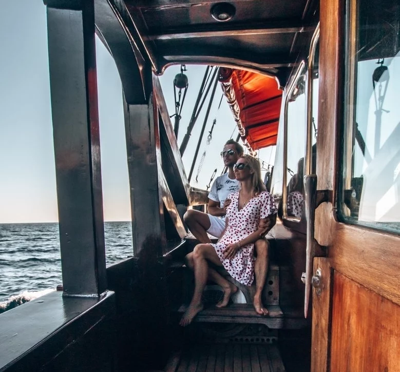 An image of Manta Mae yacht