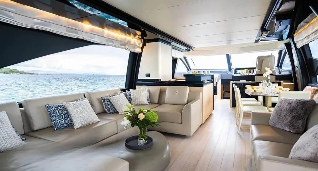 An image of Mineira yacht