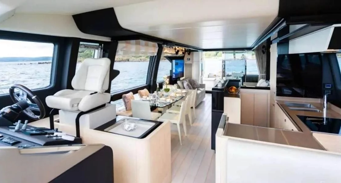 An image of Mineira yacht
