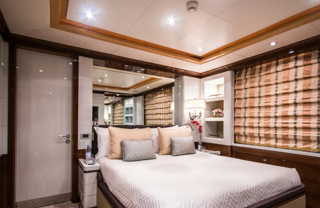 An image of Diane yacht