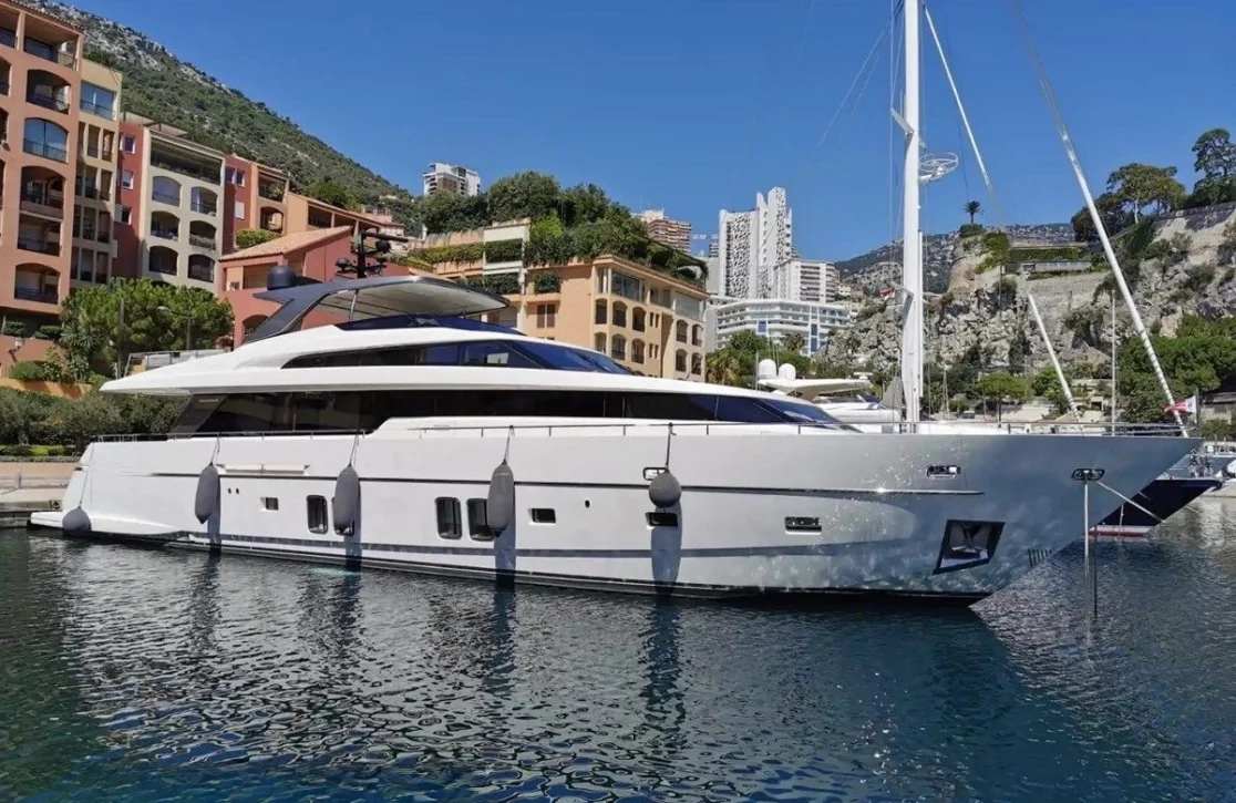 An image of Muma yacht
