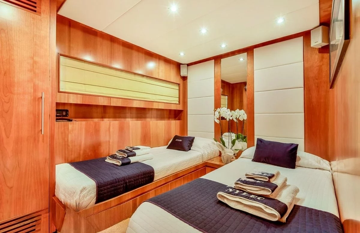 A preview of interior Bedroom cabin