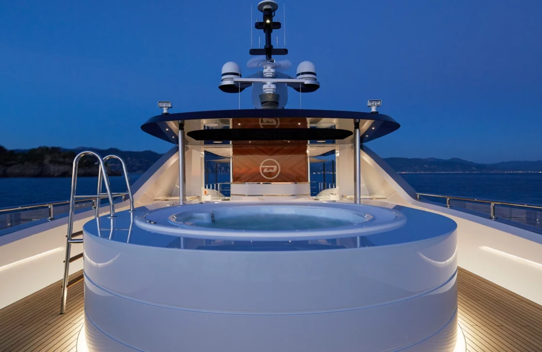 An image of Spring yacht
