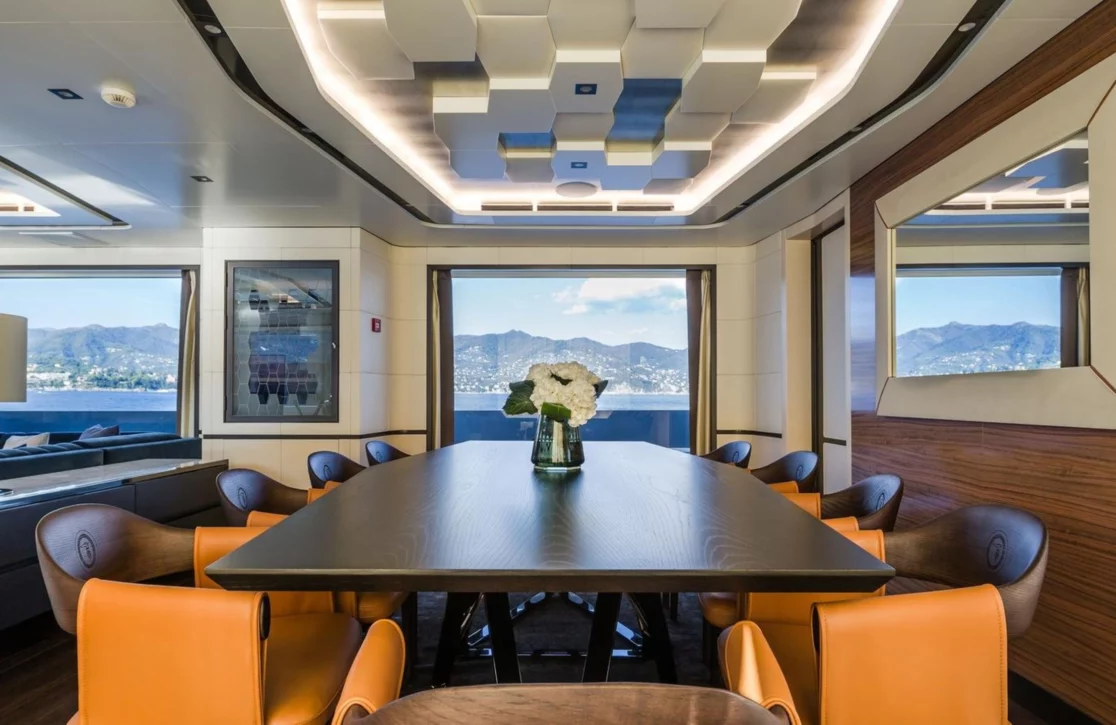 An image of Spring yacht