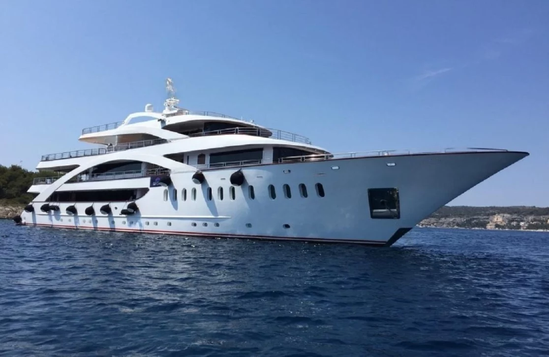 An image of Olimp yacht