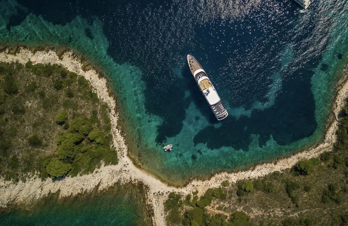 An image of Olimp yacht