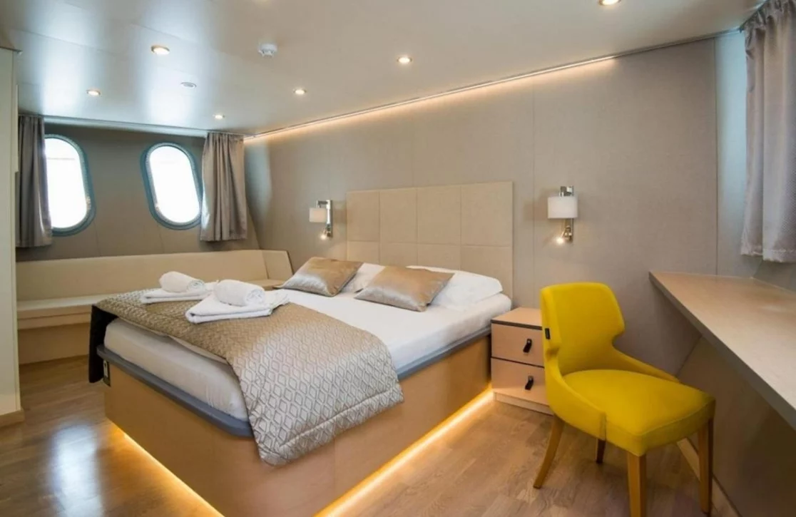 An image of Olimp yacht