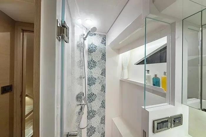 An image of Omakase yacht