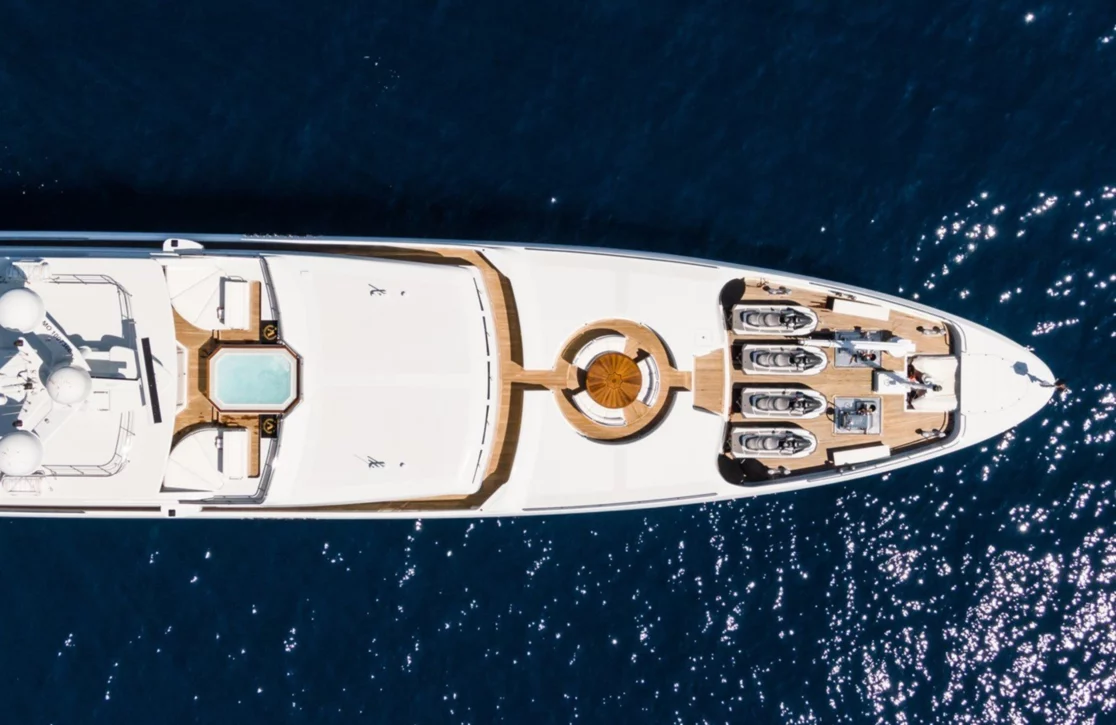 An image of Apogee yacht