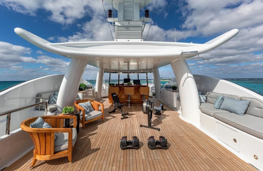 An image of Lind yacht