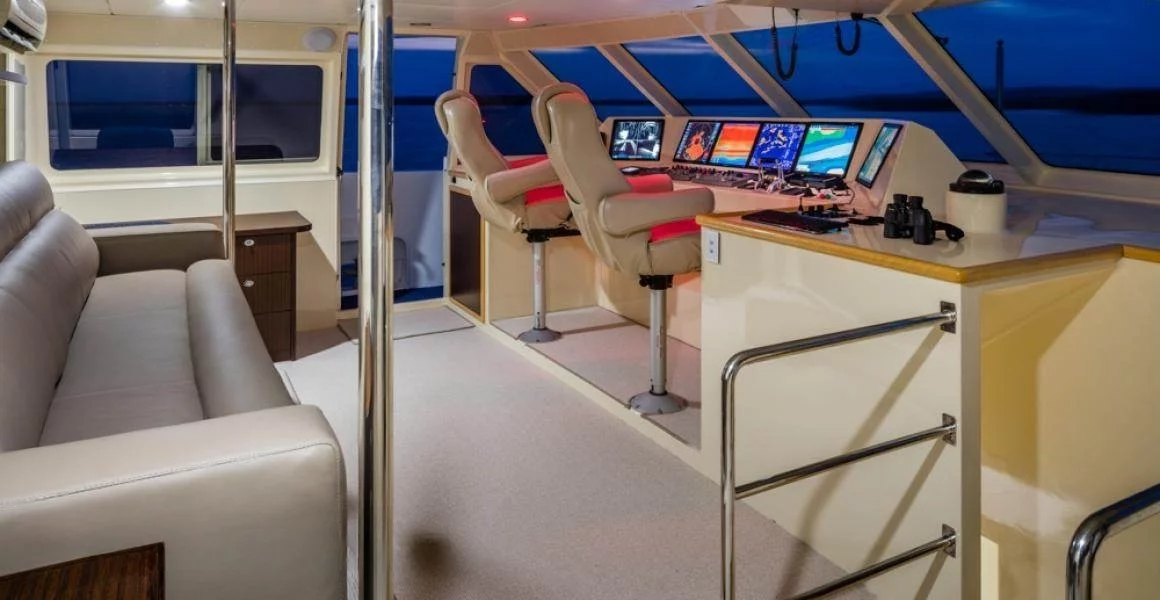 A preview of interior Bridge driving area
