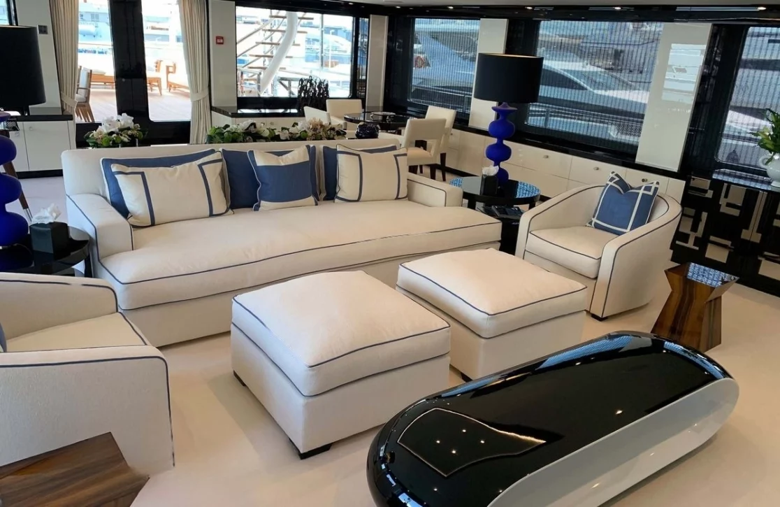 An image of Papa yacht