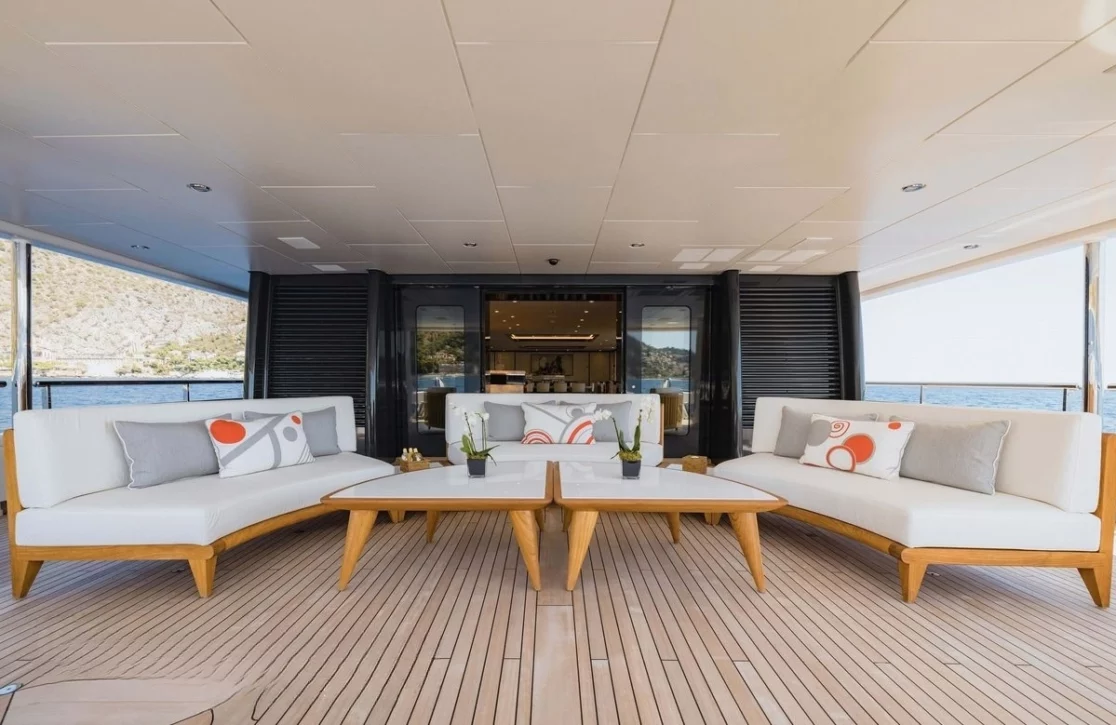 An image of Papa yacht