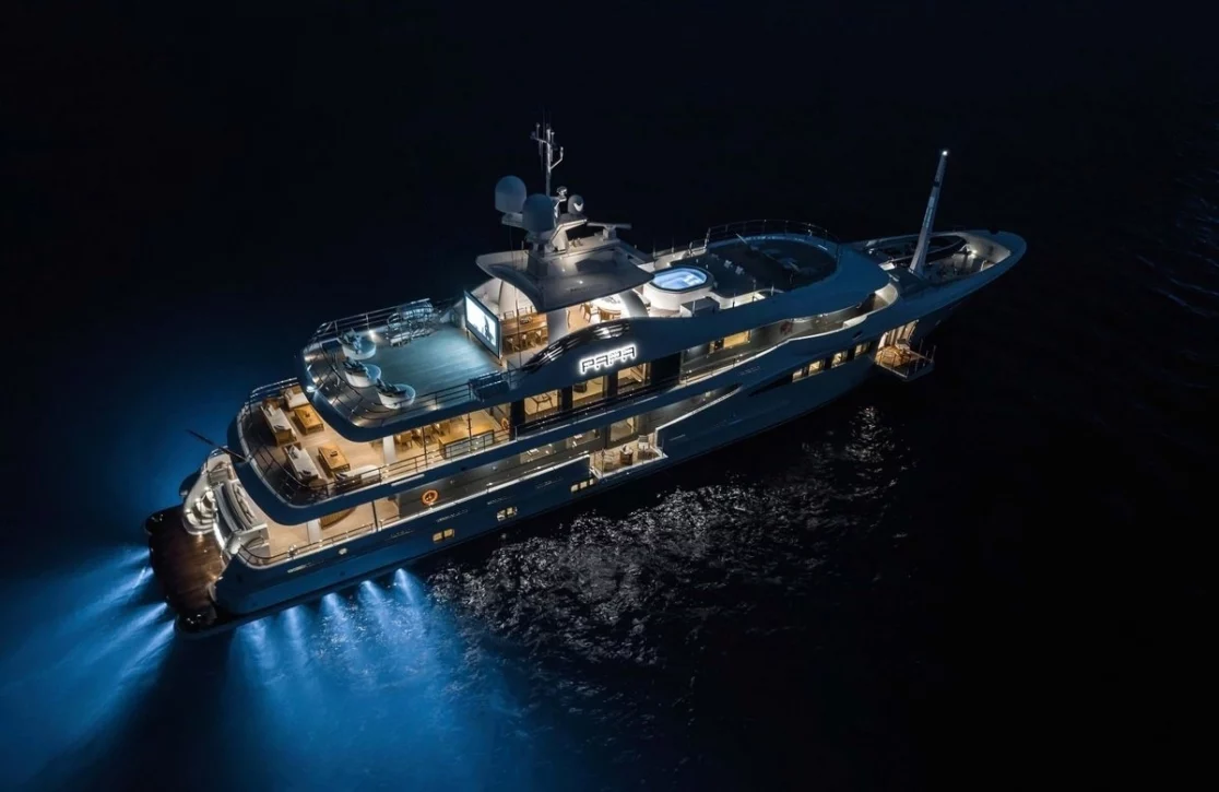 An image of Papa yacht