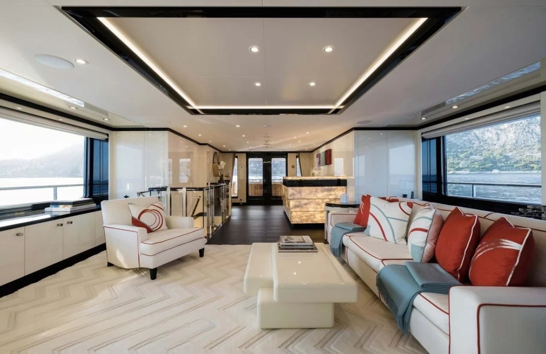 An image of Papa yacht