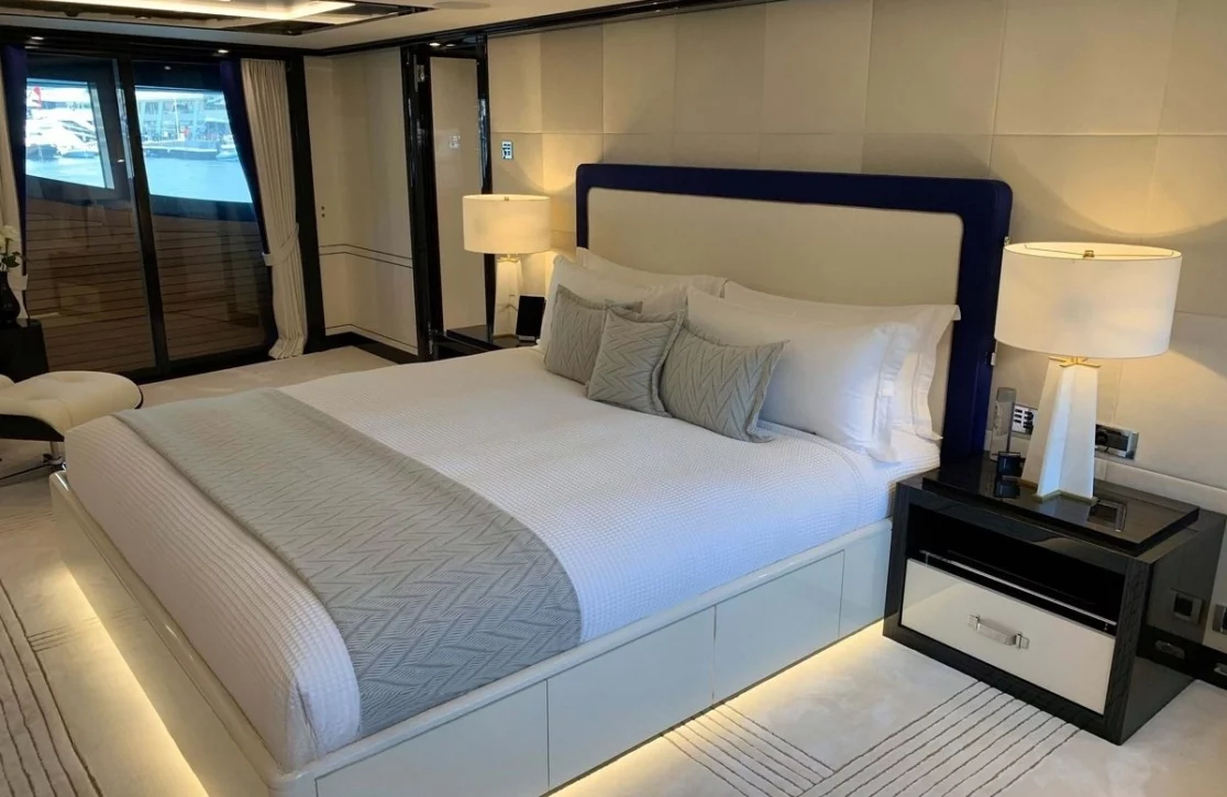An image of Papa yacht