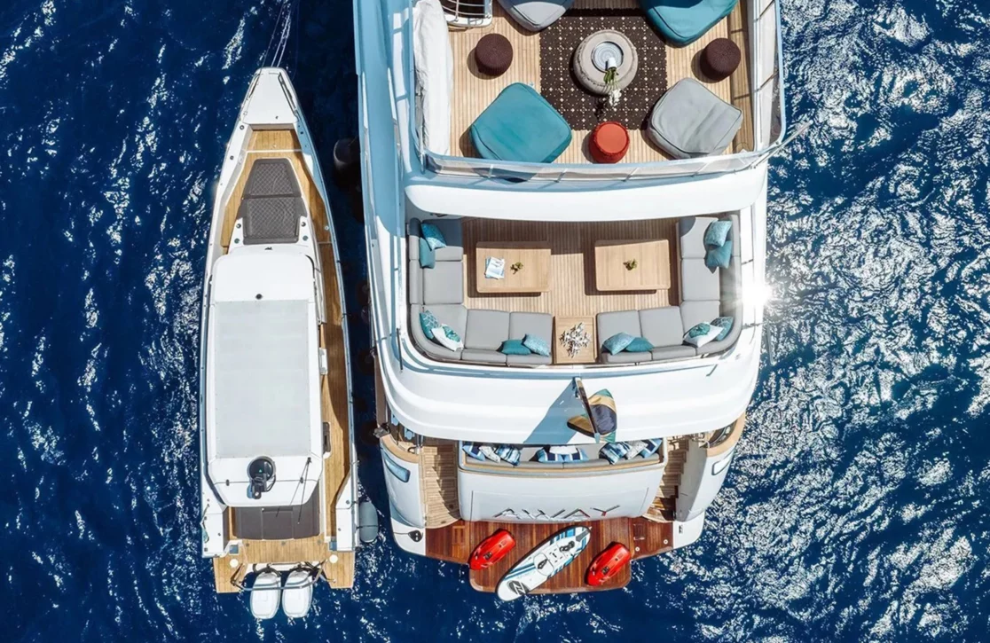 An image of Away yacht
