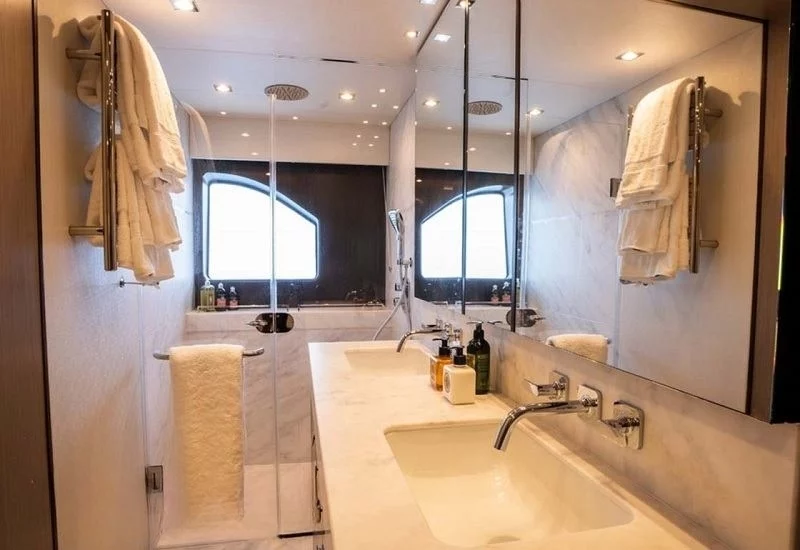 An image of Pashbar yacht