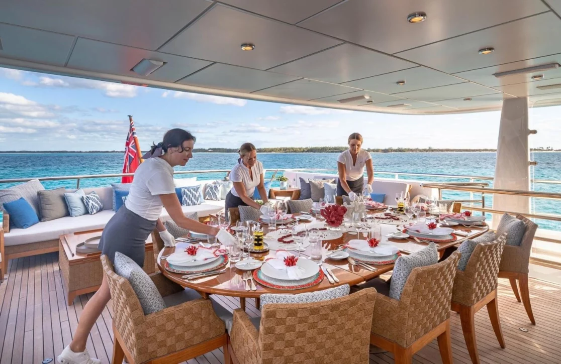 An image of Lind yacht