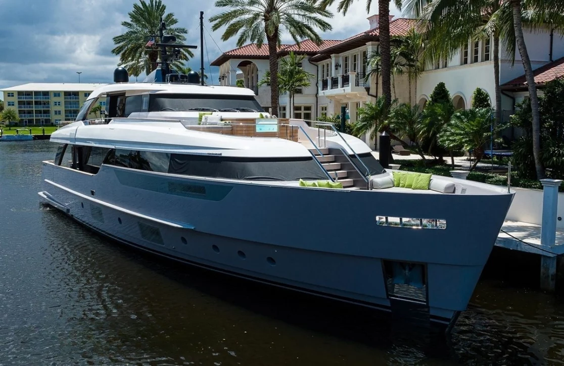 An image of Pearl yacht