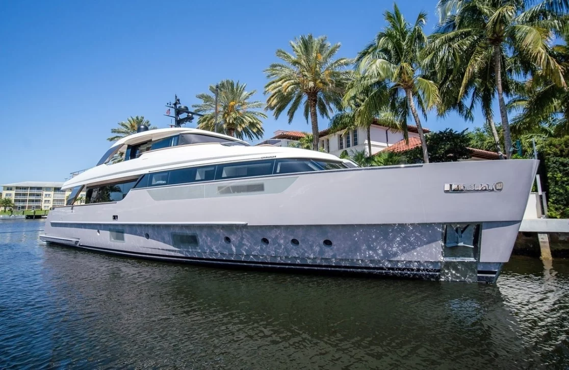 An image of Pearl yacht