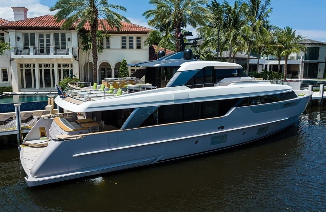 An image of Pearl yacht