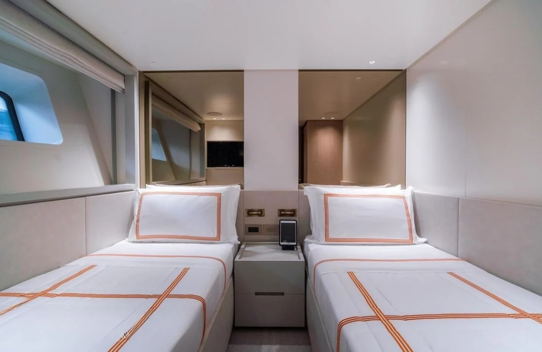 An image of Pearl yacht
