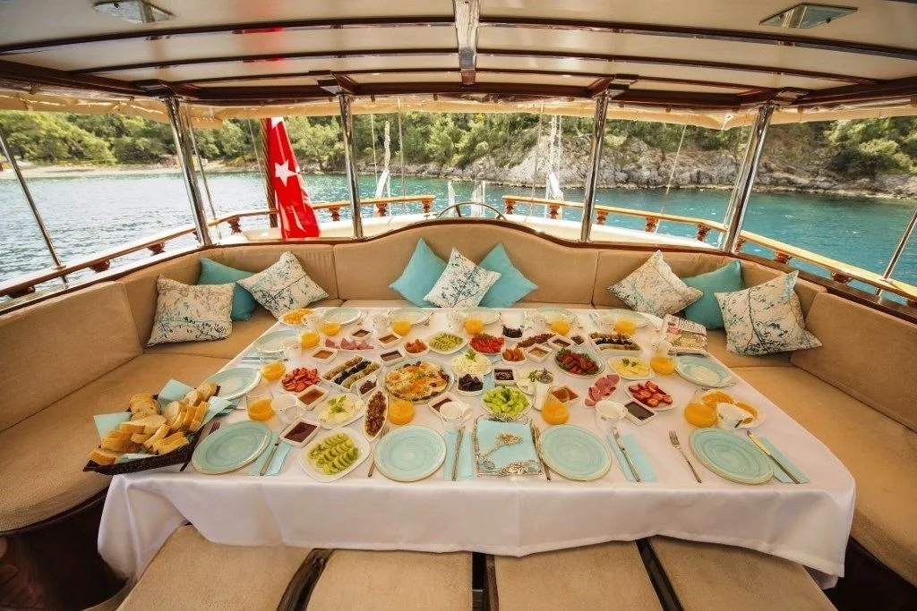 An image of Pina yacht