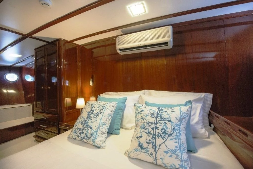 An image of Pina yacht