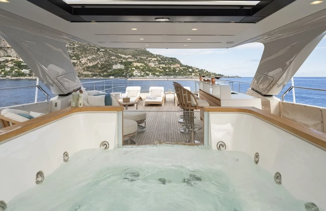 An image of Premura yacht