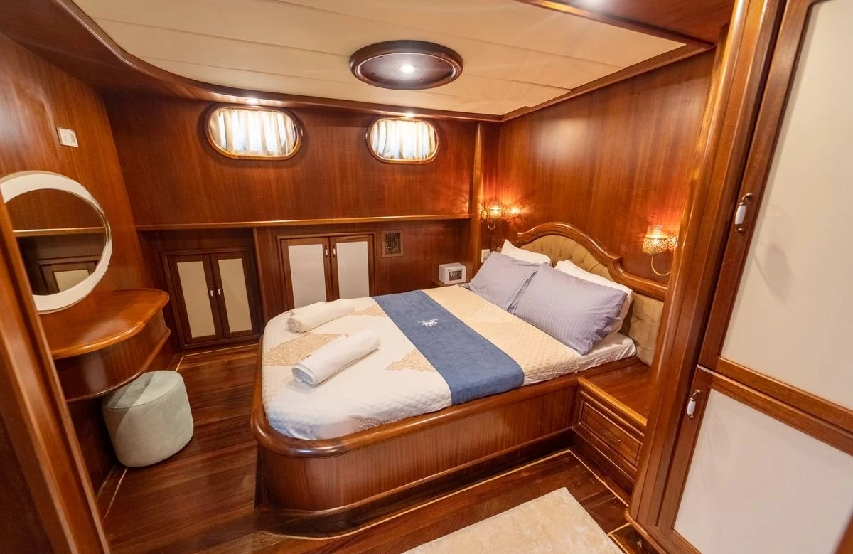 A preview of interior Bedroom cabin