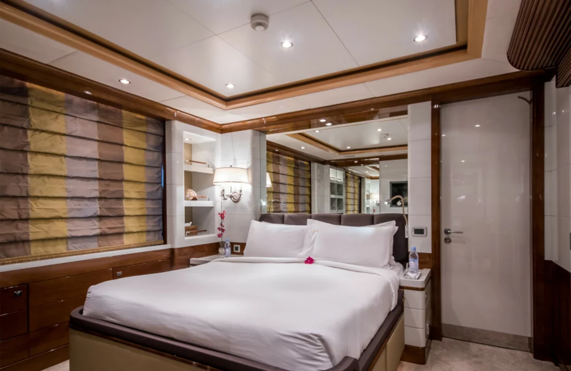 An image of Diane yacht