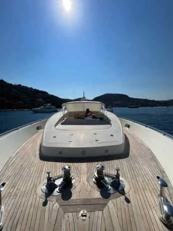 An image of Pure yacht