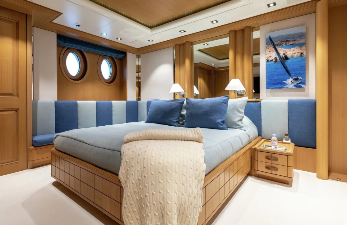 An image of Deja Too yacht