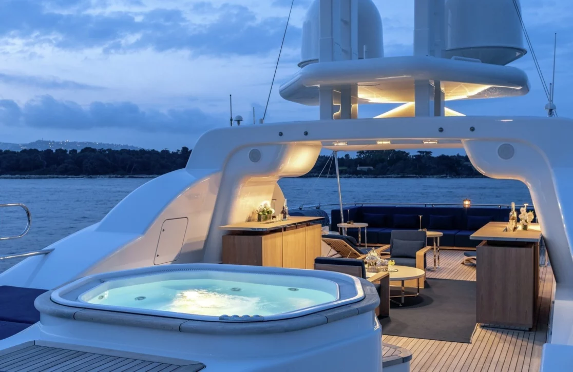 An image of Deja Too yacht