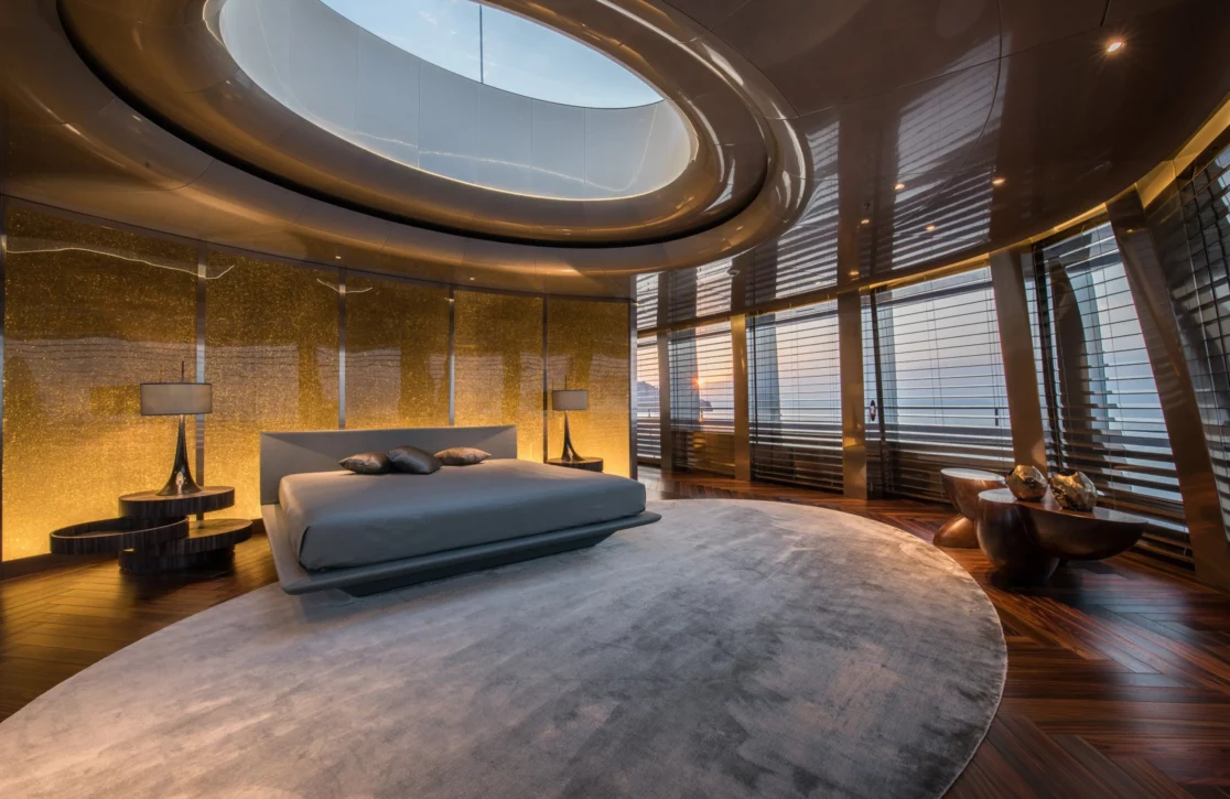 An image of Savannah yacht
