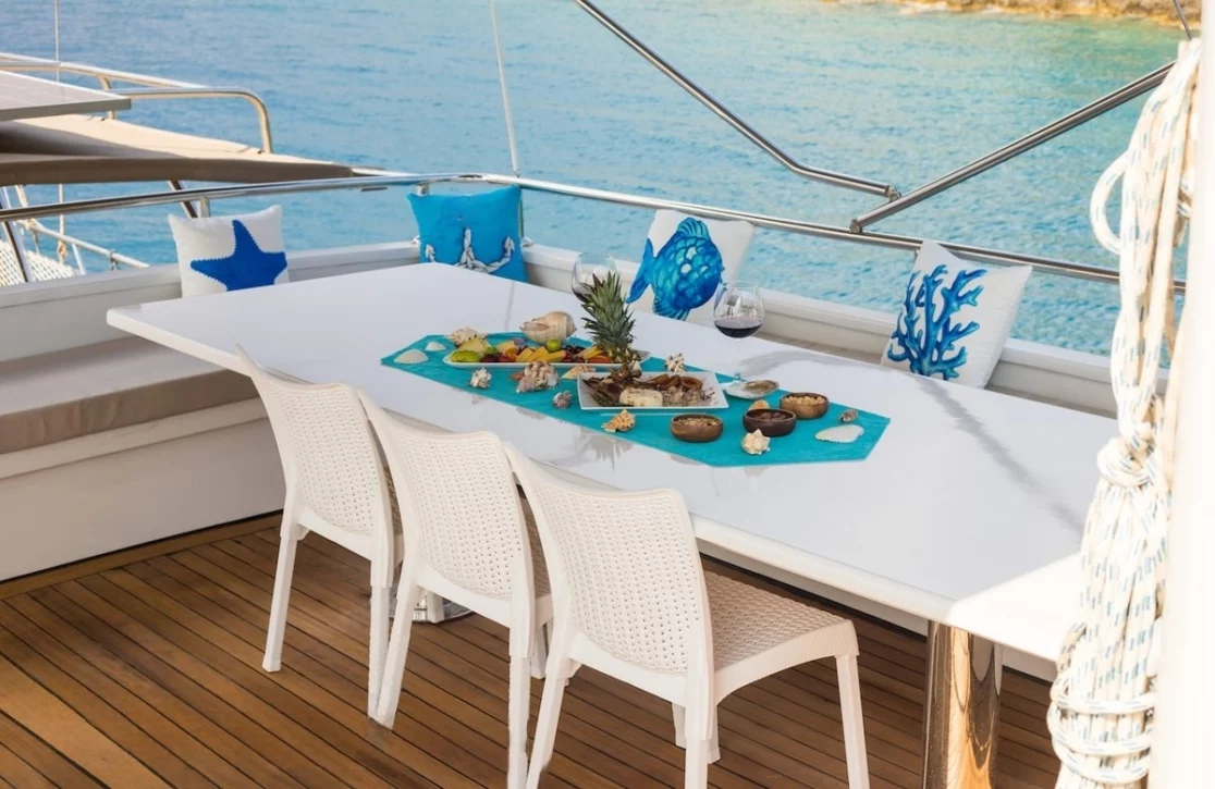 An image of Queen Of Rtt yacht
