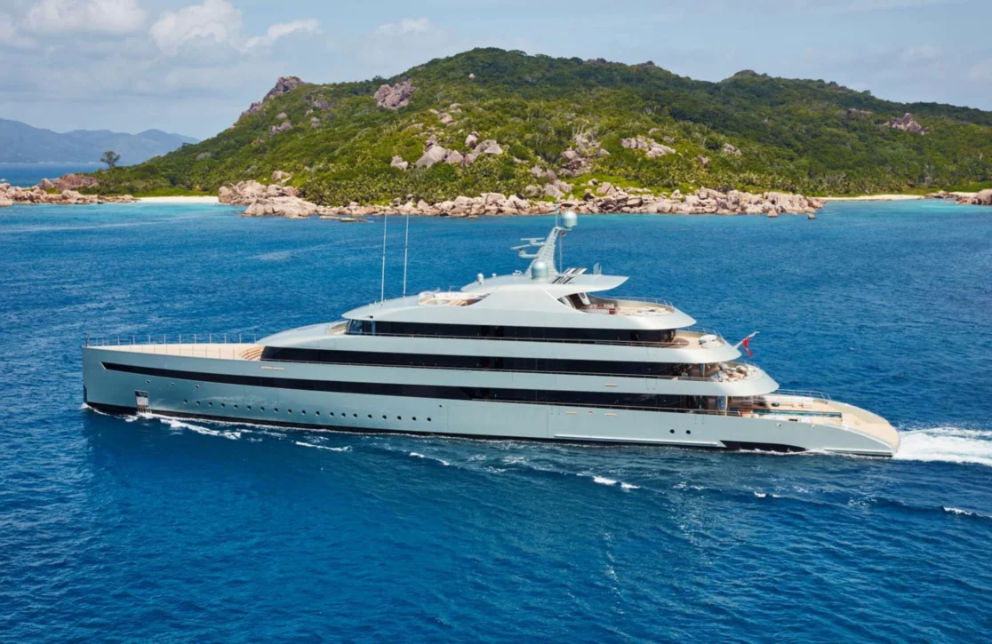 An image of Savannah yacht