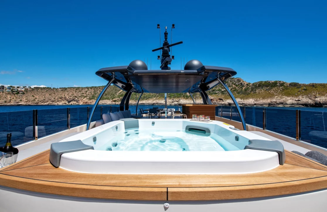 An image of Paloma yacht