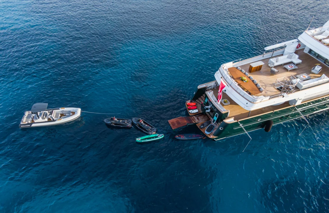 An image of Emerald yacht