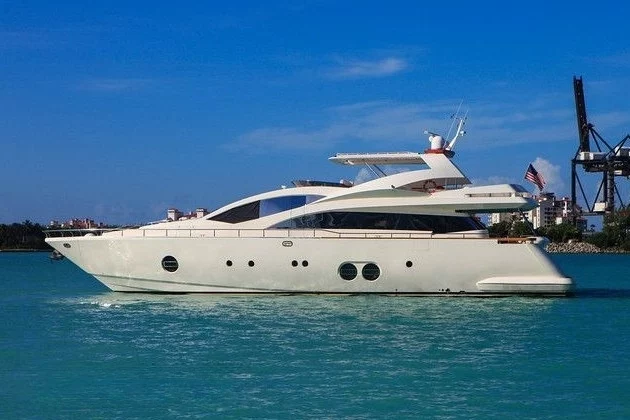 An image of Red Rose yacht
