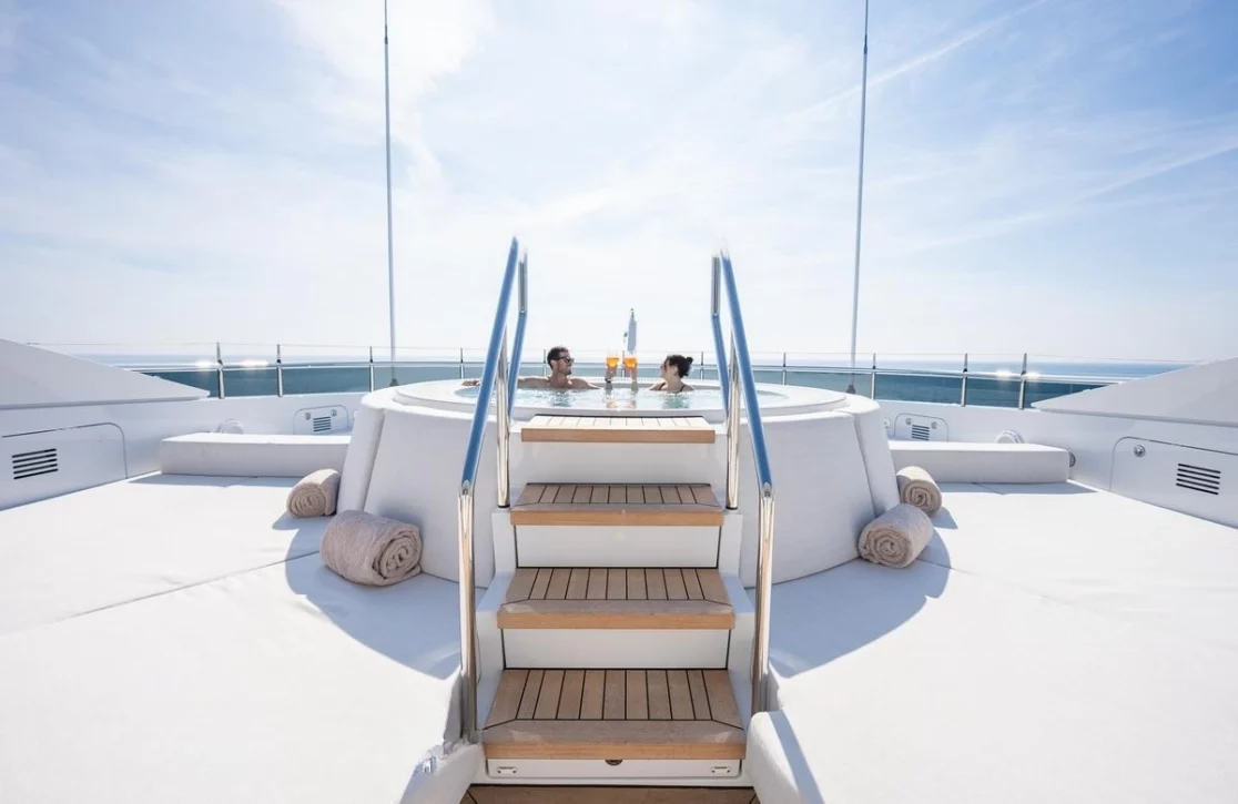 An image of Reliance yacht